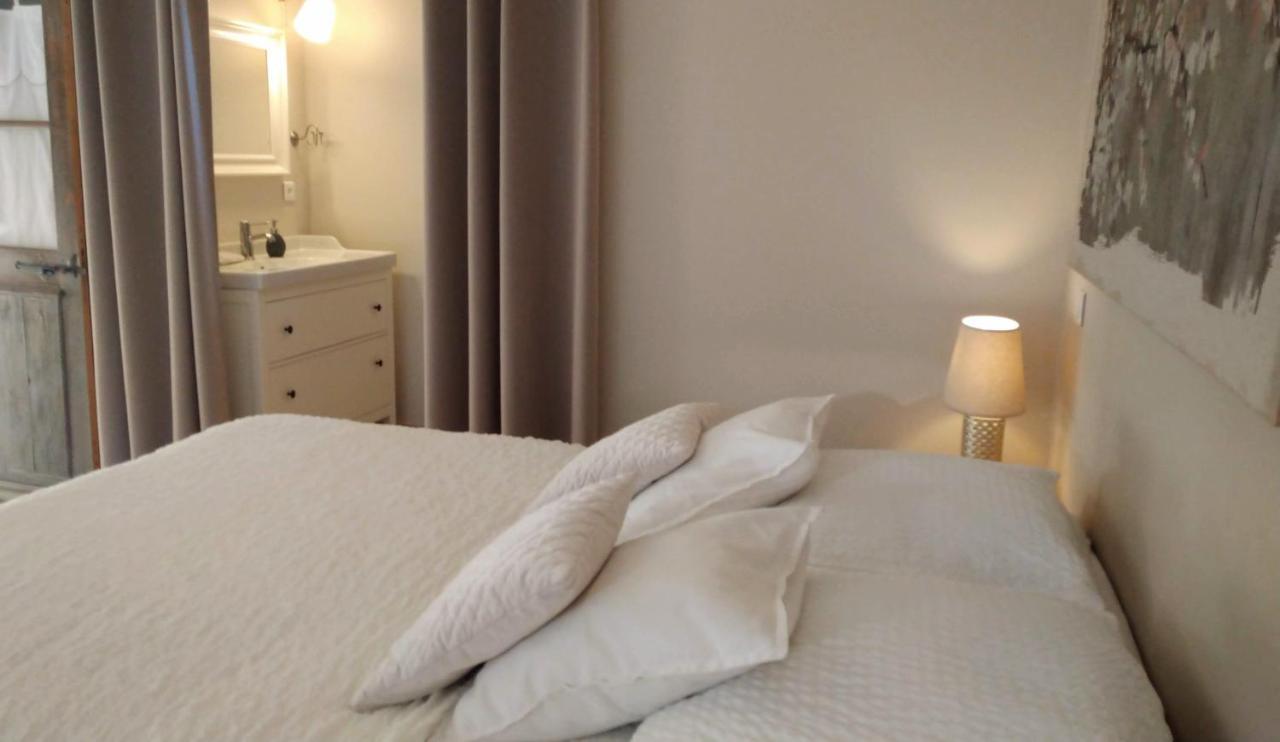 Hotel La Ferme Les Eybrachas Réauville Zewnętrze zdjęcie