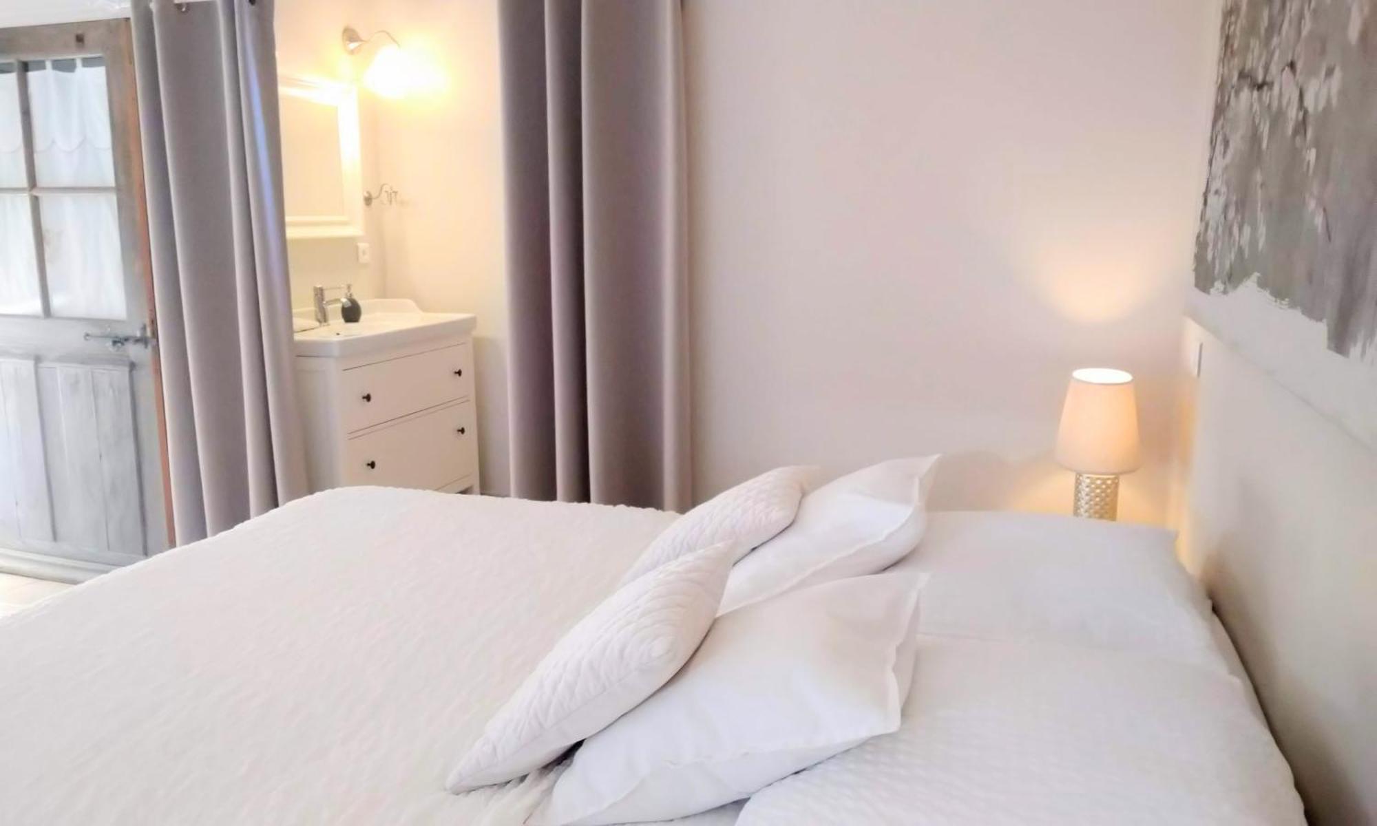 Hotel La Ferme Les Eybrachas Réauville Pokój zdjęcie