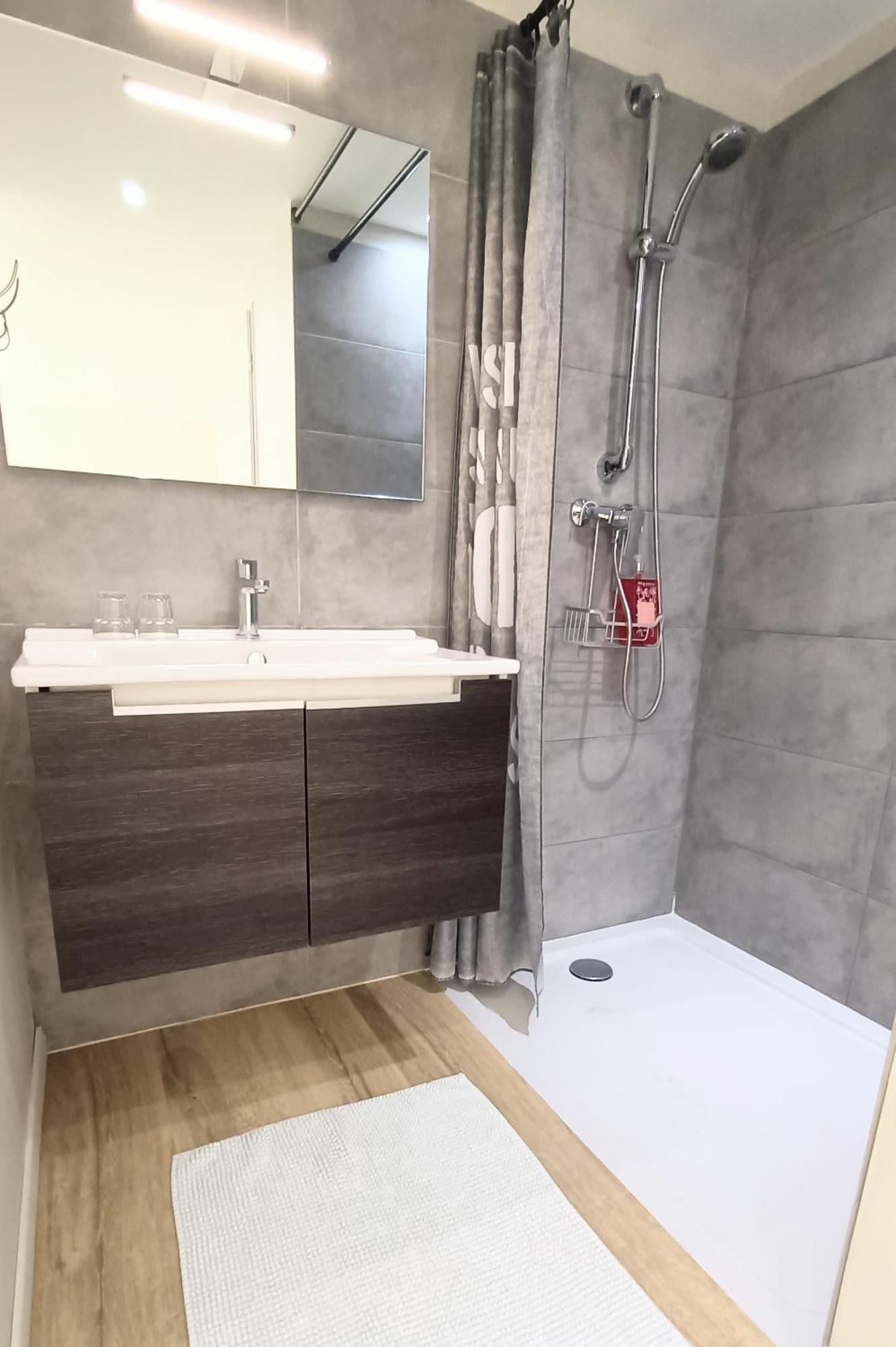 Hotel La Ferme Les Eybrachas Réauville Pokój zdjęcie