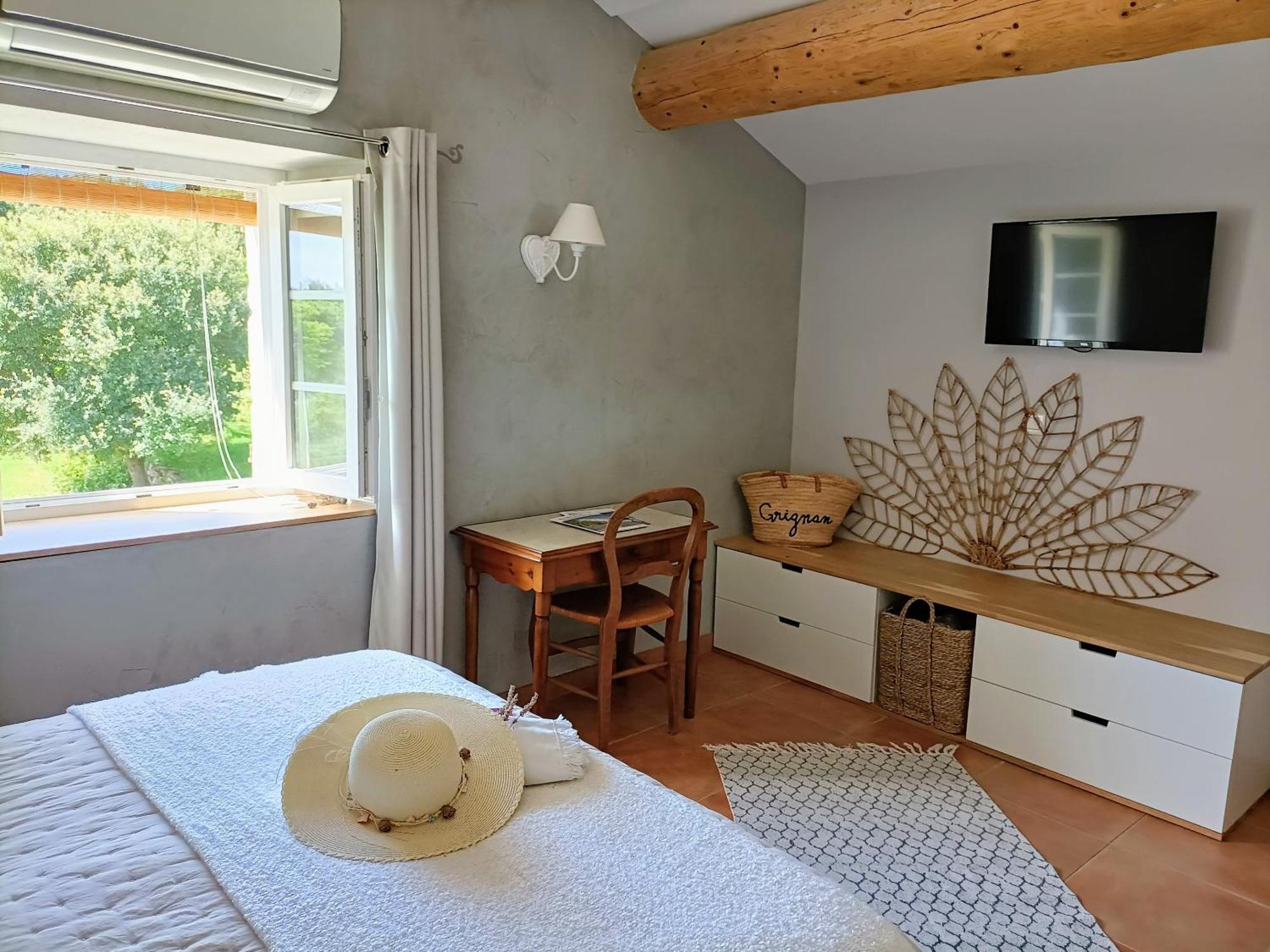 Hotel La Ferme Les Eybrachas Réauville Pokój zdjęcie